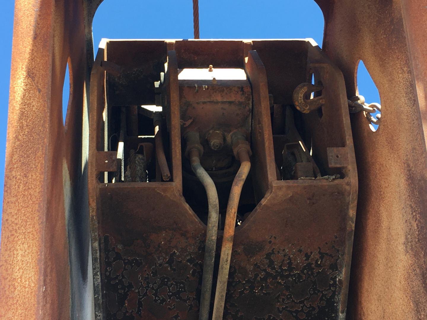 ./imagenes/INVOICE/2019/12511/GRUA PIONEER X4000-RCC (15).JPG